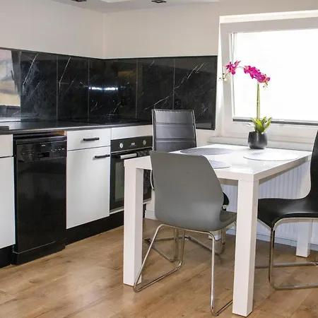 Apartament Q 10 Apartments, Czarna Perla *